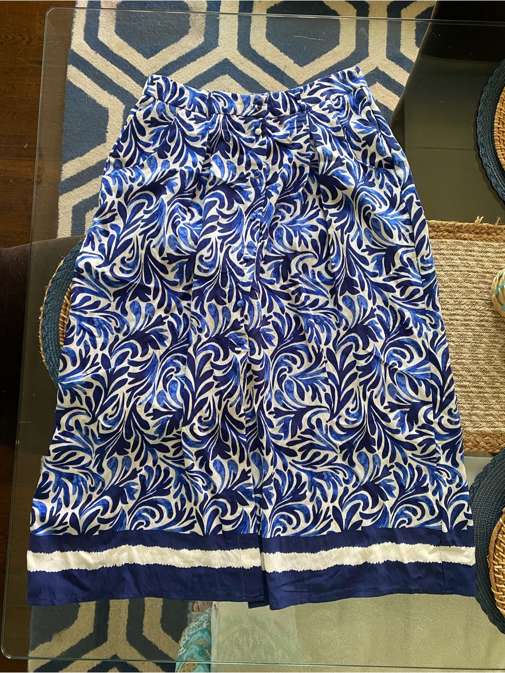 JULES & LEOPOLD Vibrant Blue and White Floral Print Midi Skirt! 💙 - Picture 6 of 15